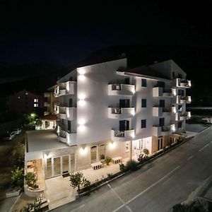 Hotel Ivando - K&S